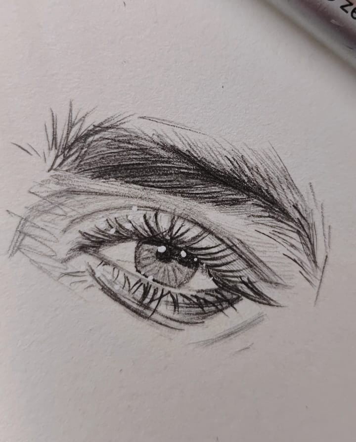 Graphite drawing of an eye